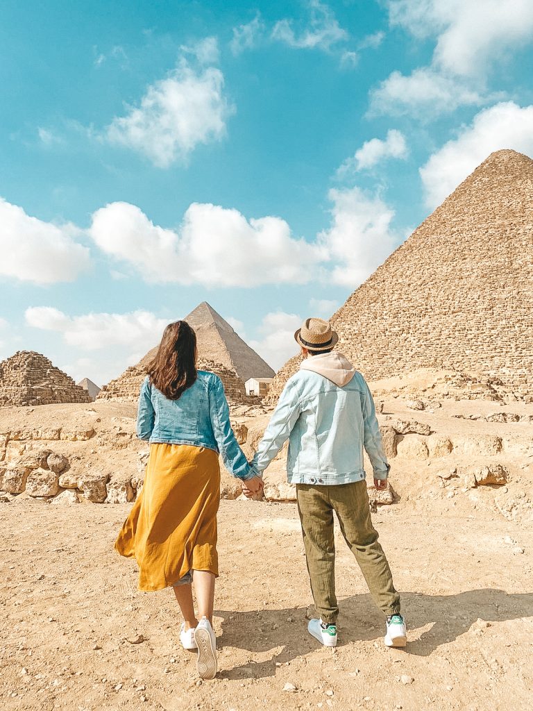 excursie pe cont propriu la piramidele din Giza